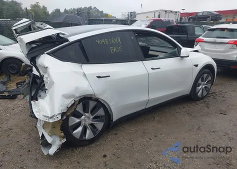 2022 Tesla Model Y Long Range Dual Motor All-Wheel Drive из США, поврежденный, VIN 7SAYGAEE9NF524350